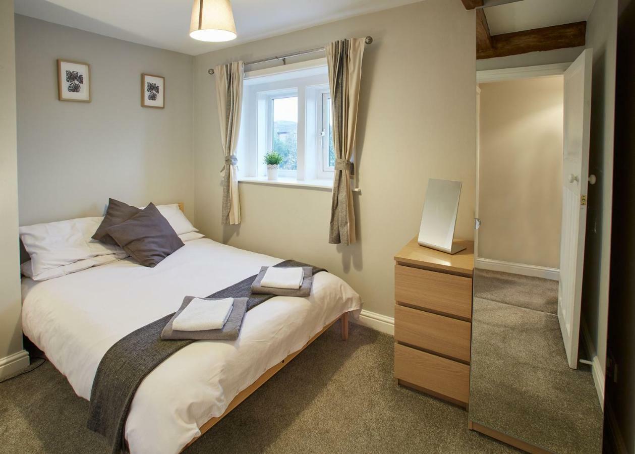 Host & Stay - Cosy Cottage Emley Экстерьер фото